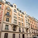 Charming Family Home In Paris By Guestready