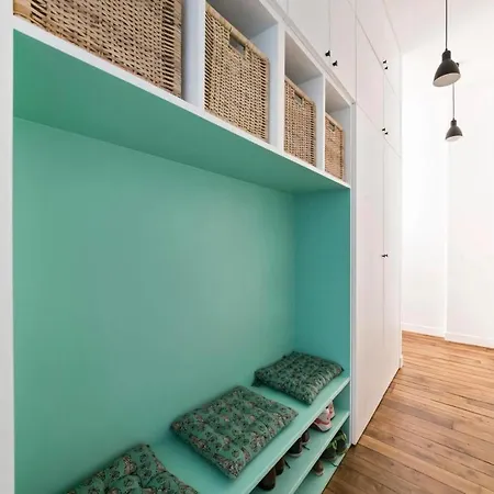 Charming Family In By Guestready * Parigi